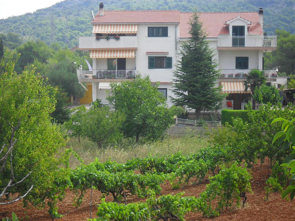 Ferienwohnung Countryside Family Retreat Šibenik Exterior foto